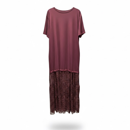 kleid mit edler Spitze